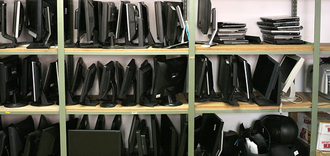 image of computer monitors